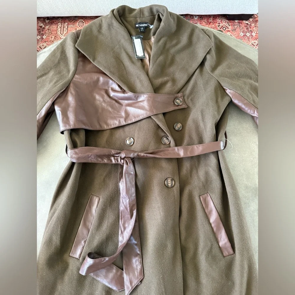 NWT Pretty Little Thing Chocolate Brown trench coat size 10. - Picture 4 of 10